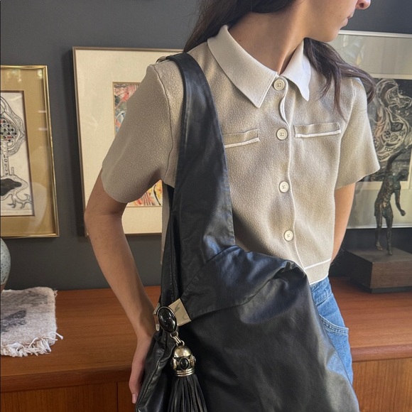 Designer Perez Sanz Elegant Black Shoulder Bag with Tassel - Picture 13 of 14